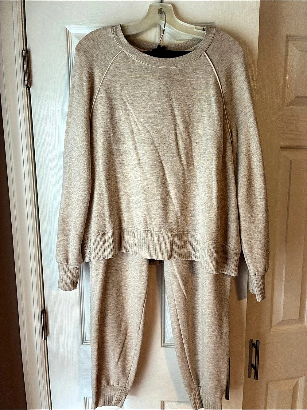 Jane and Delancey Matching Knit Lounge Set in Beige size large